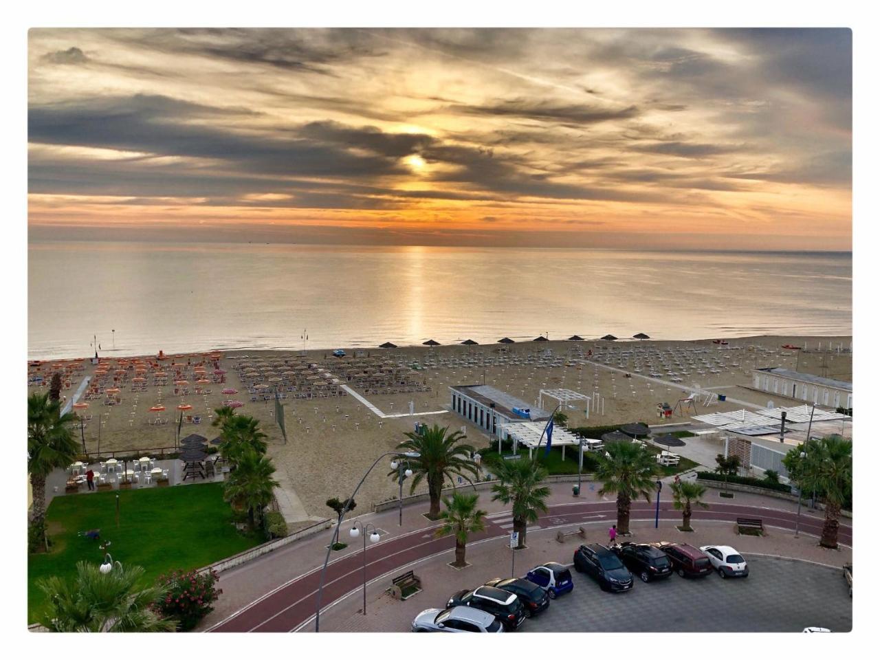 Aurea Hotel Tortoreto Dış mekan fotoğraf